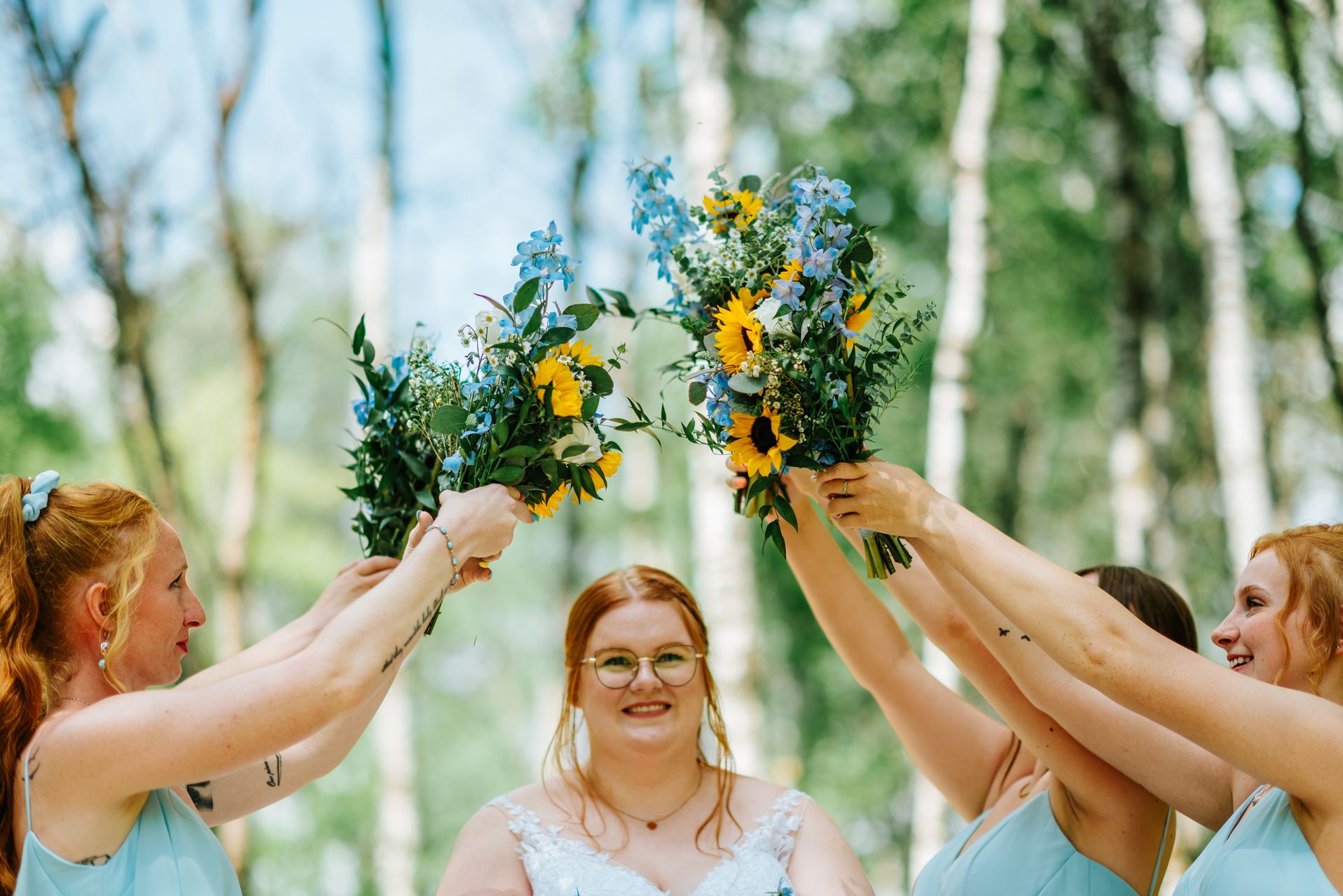 Bride Alysia and bridesmaids portrait in the birch forest at Deer Meadow Farm Manitoba — Ngo Photography Winnipeg