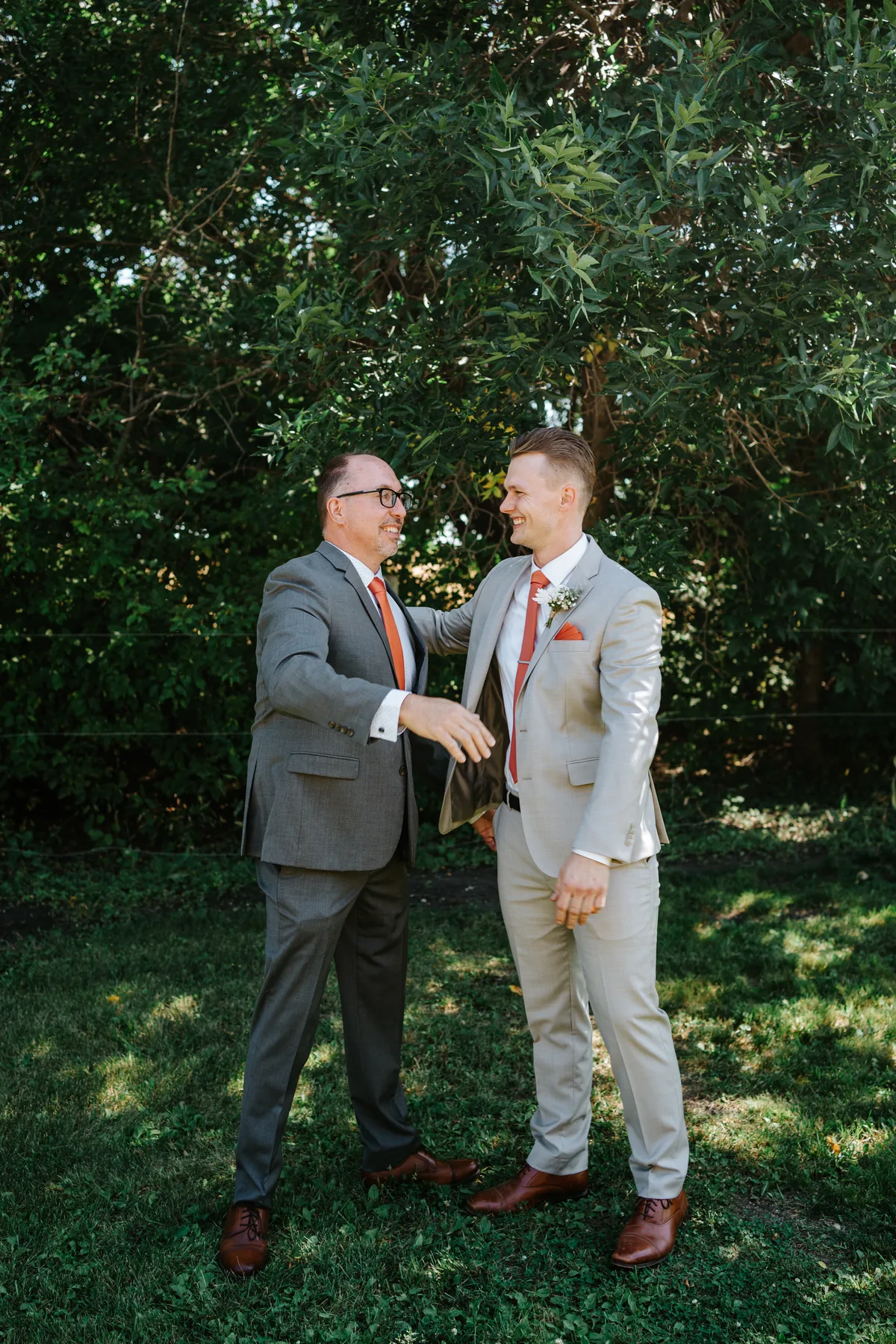 Brandon and Selena — ceremony at Ashgrove Acres Manitoba — Ngo Photography