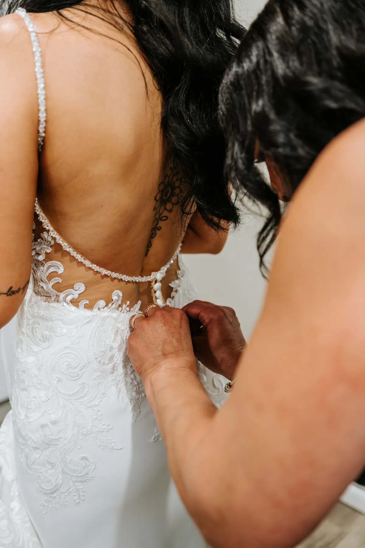 Brandon and Selena — ceremony at Ashgrove Acres Manitoba — Ngo Photography