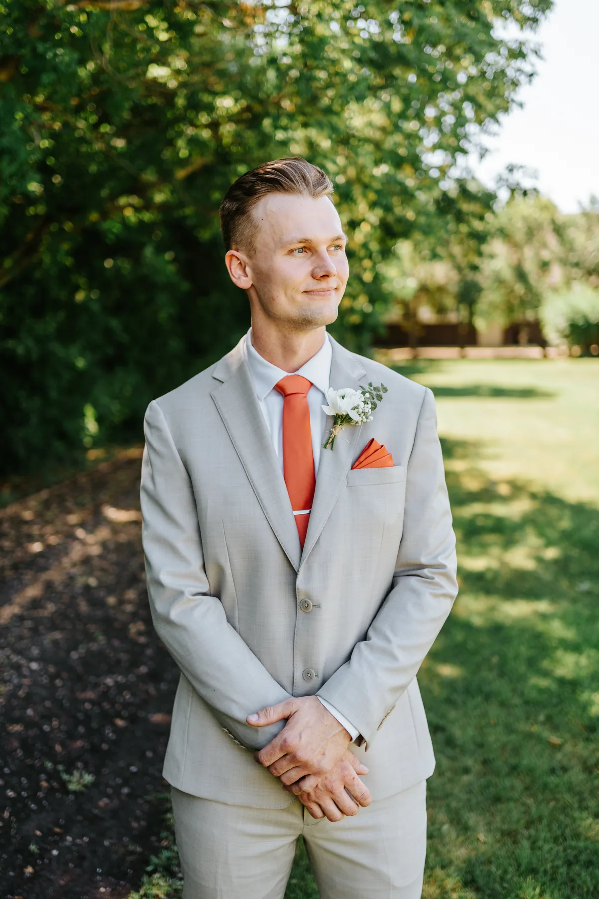 Brandon and Selena — getting ready at Ashgrove Acres Manitoba — Ngo Photography