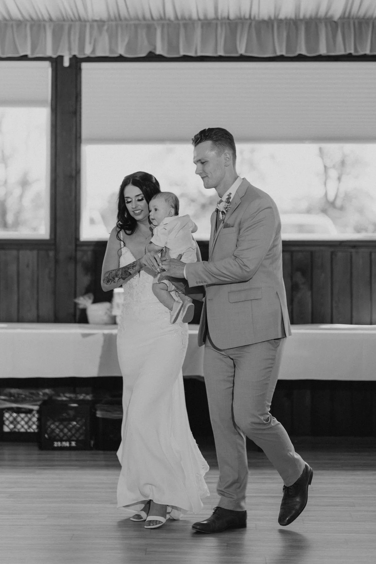 Brandon and Selena — reception at Ashgrove Acres Manitoba — Ngo Photography