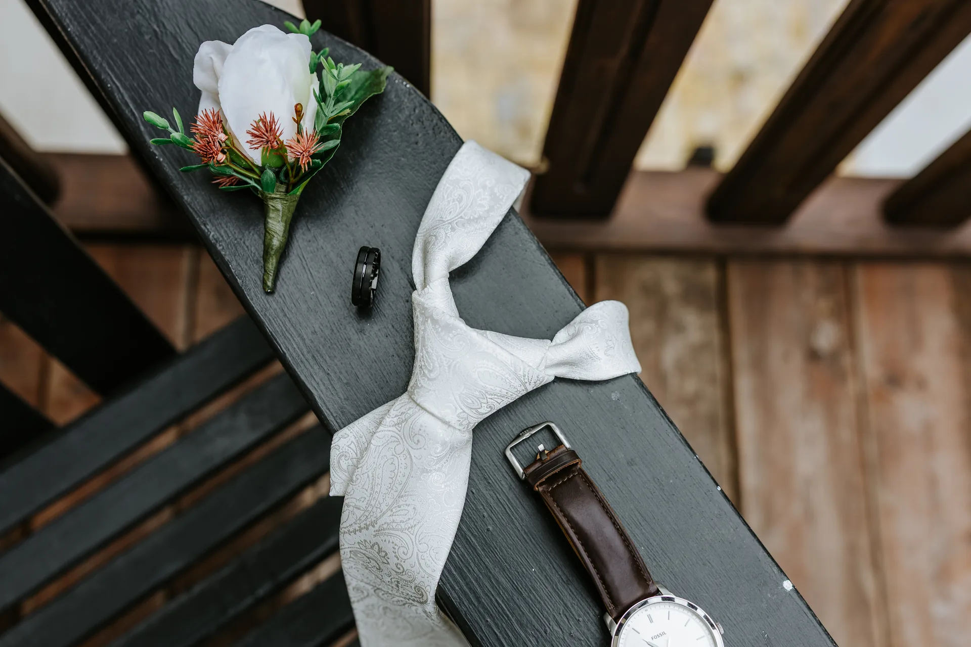 Erin and Jayden — getting ready at Buttercup Café Manitoba — Ngo Photography