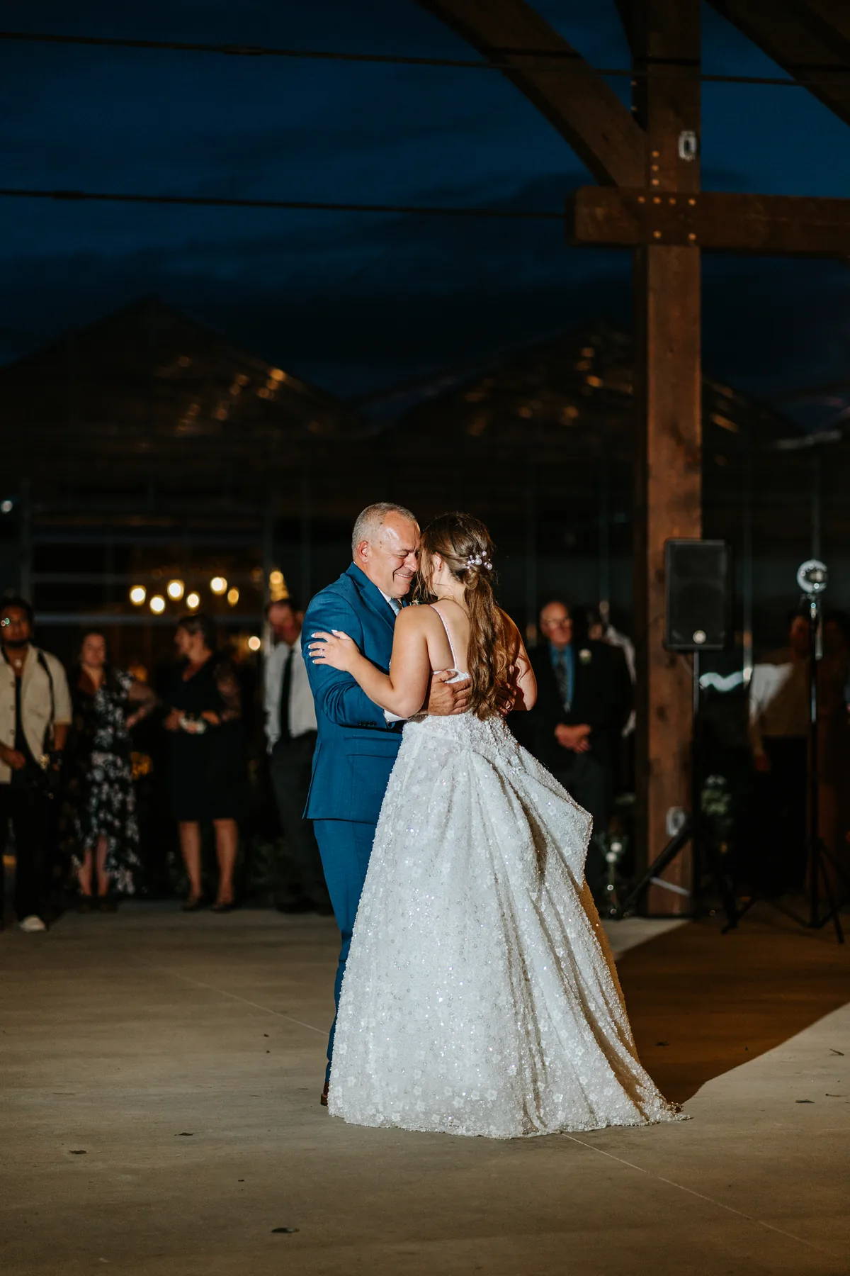 Erin and Jayden — golden hour at Buttercup Café Manitoba — Ngo Photography