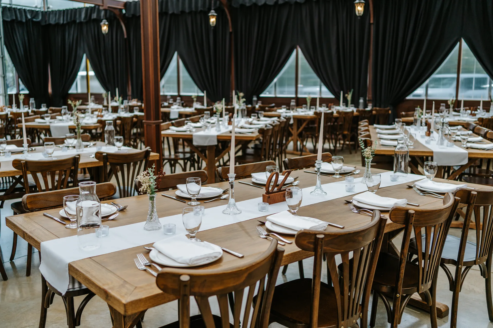 Erin and Jayden — portraits at Buttercup Café Manitoba — Ngo Photography