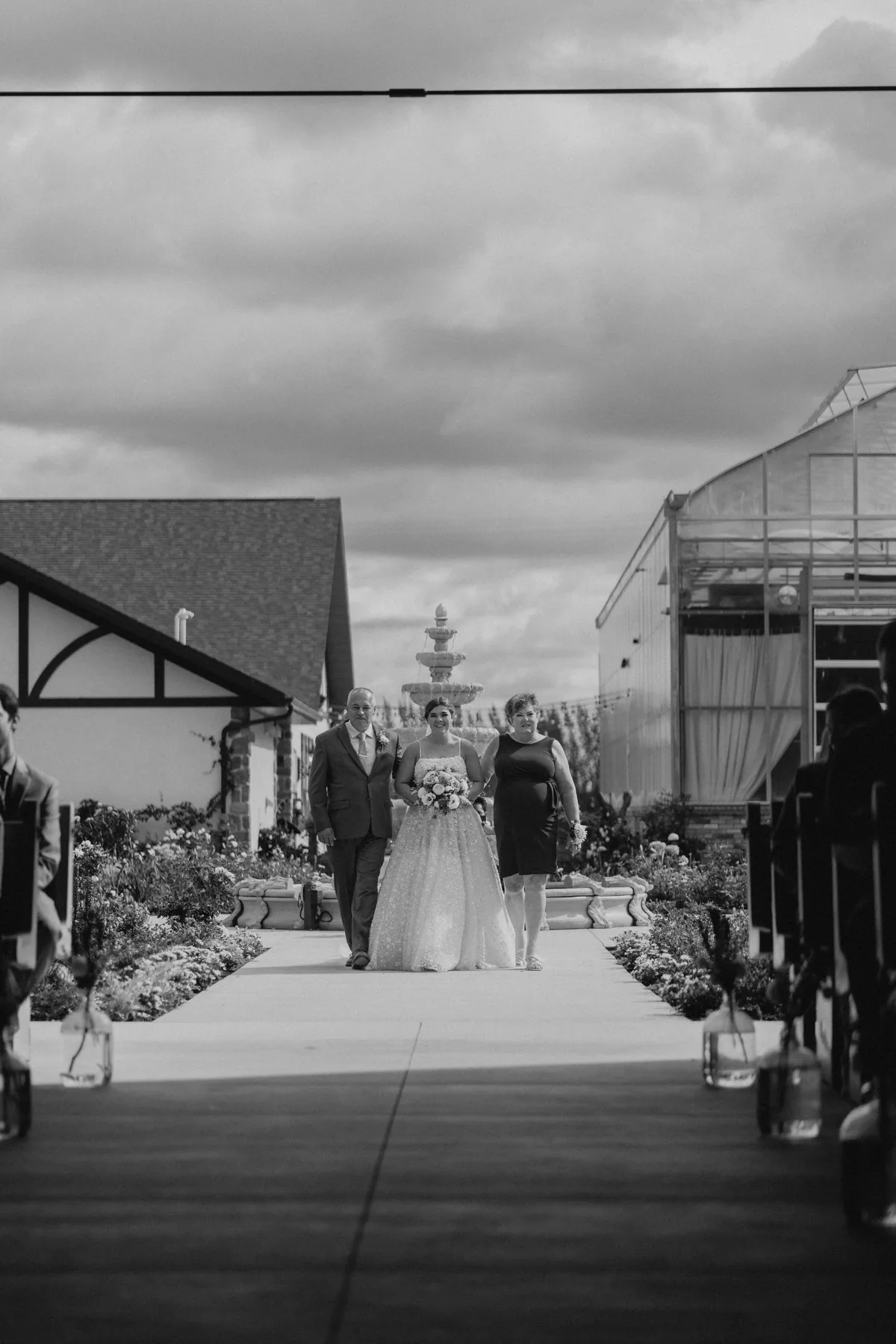Erin and Jayden — reception at Buttercup Café Manitoba — Ngo Photography