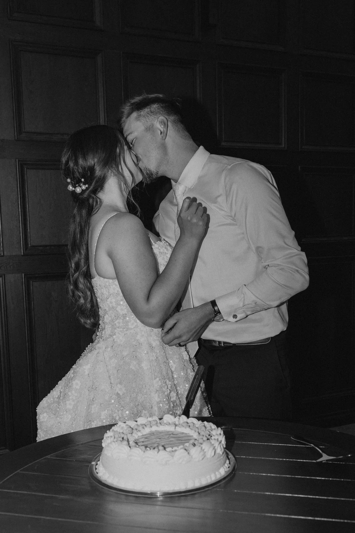 Erin and Jayden — reception at Buttercup Café Manitoba — Ngo Photography
