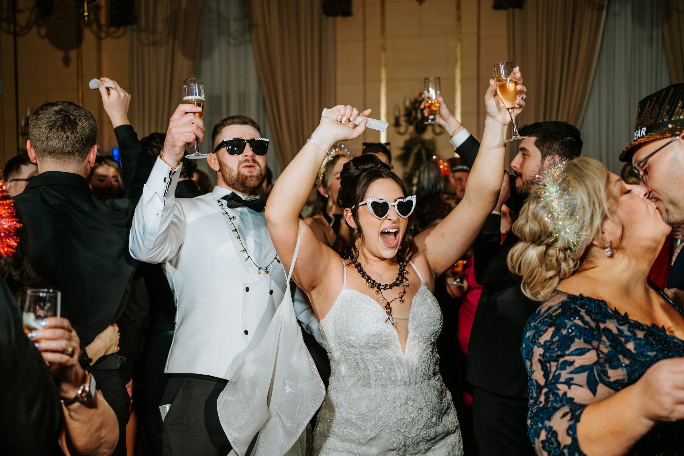 New Year's Eve wedding reception dance floor Winnipeg — Ngo Photography