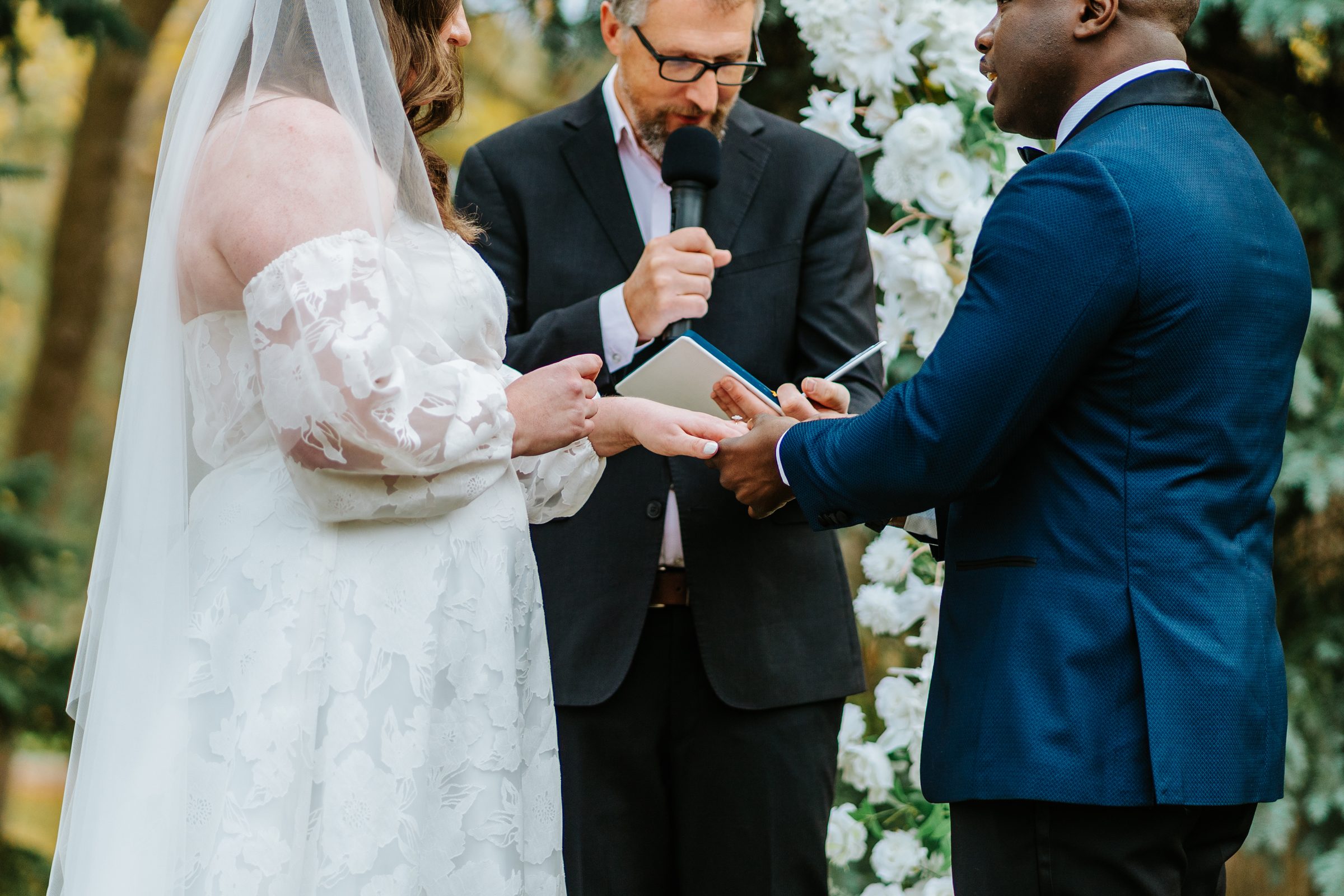 Issac and Jayme wedding — award-winning wedding photographer Winnipeg