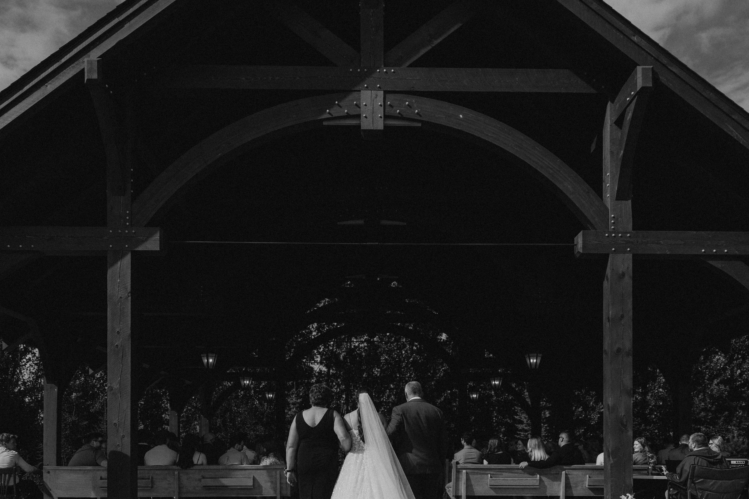 Stef and Jared wedding — luxury wedding photography Winnipeg by Ngo Photography