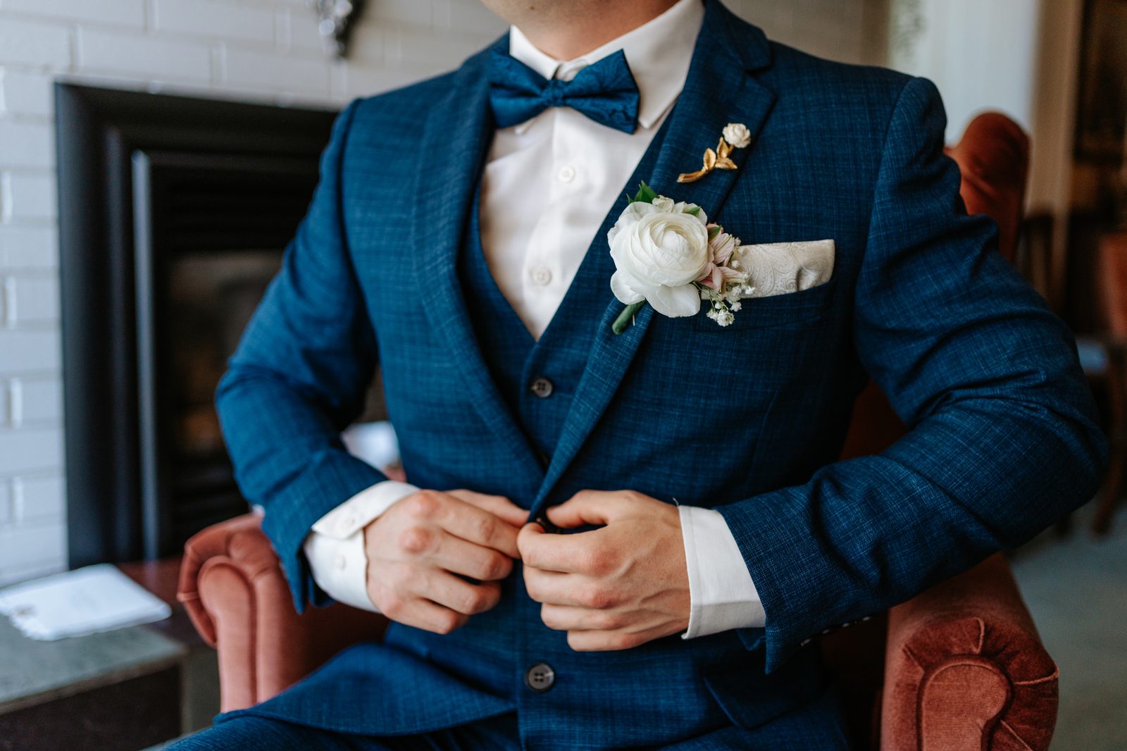 Bridal preparations and bridesmaid moments — Stephanie and Drew's Caboto Centre wedding by Ngo Photography