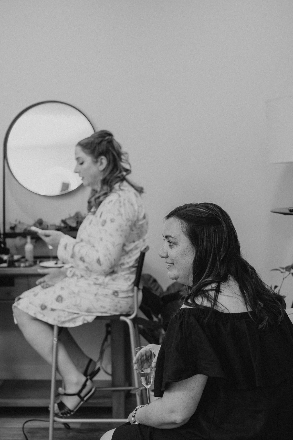 Bride Tara getting ready with bridesmaids at Pineridge Hollow wedding — photography by Chris Ngo, Ngo Photography
