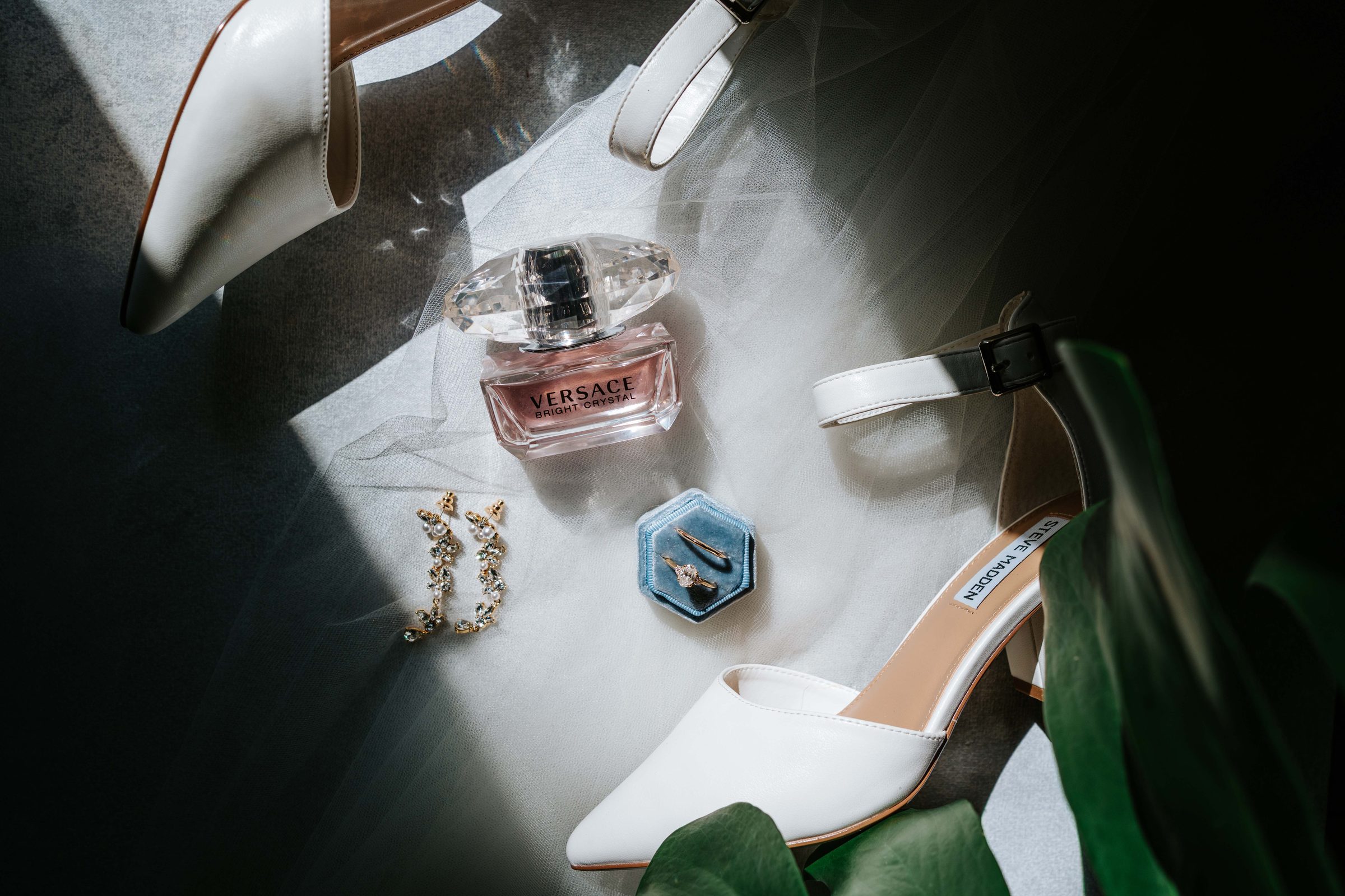 Vanessa and Ryan wedding ceremony — Winnipeg wedding photographer