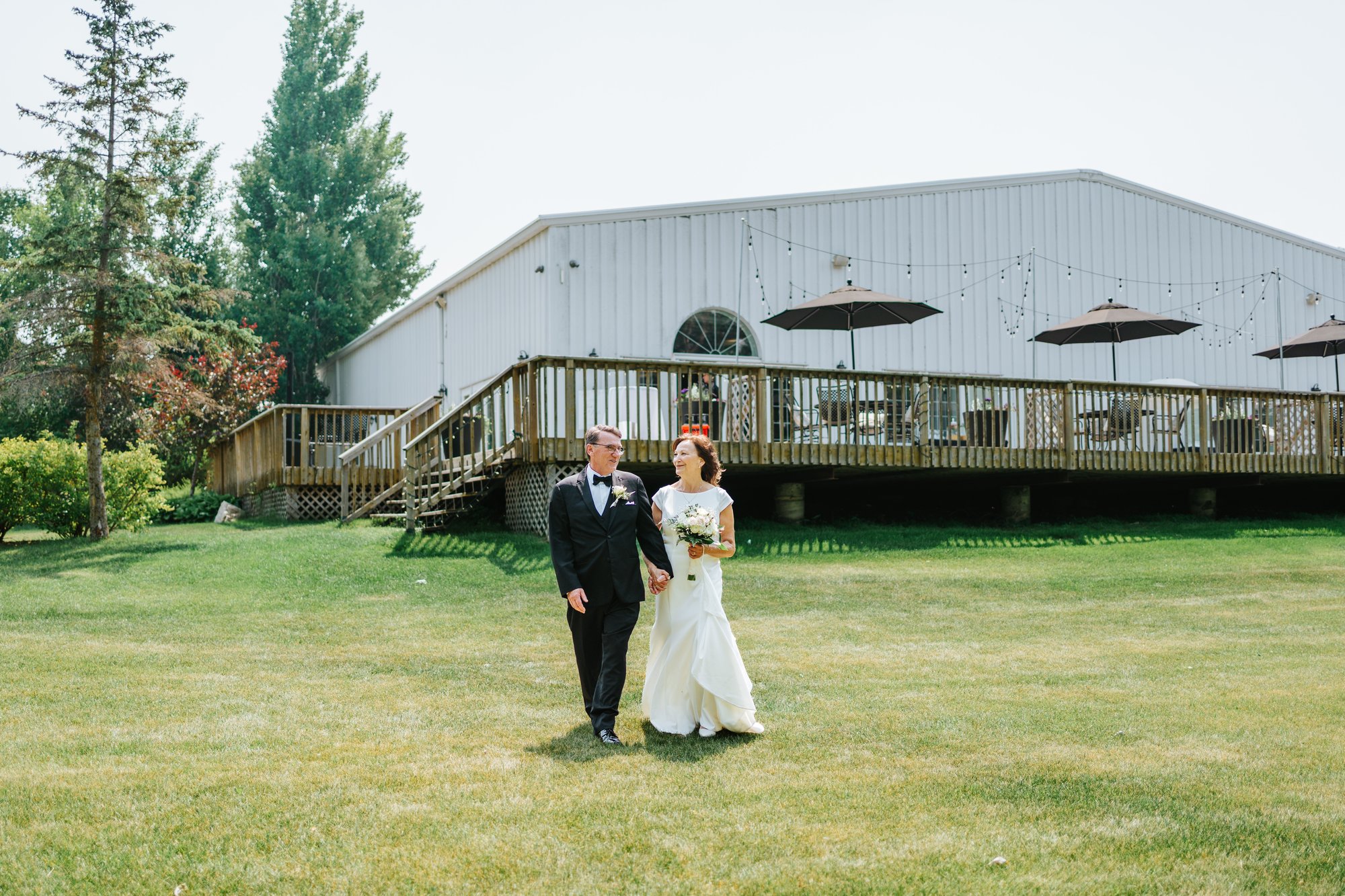 Vicki and Rene couple portrait at The Gates on Roblin Headingley — Ngo Photography