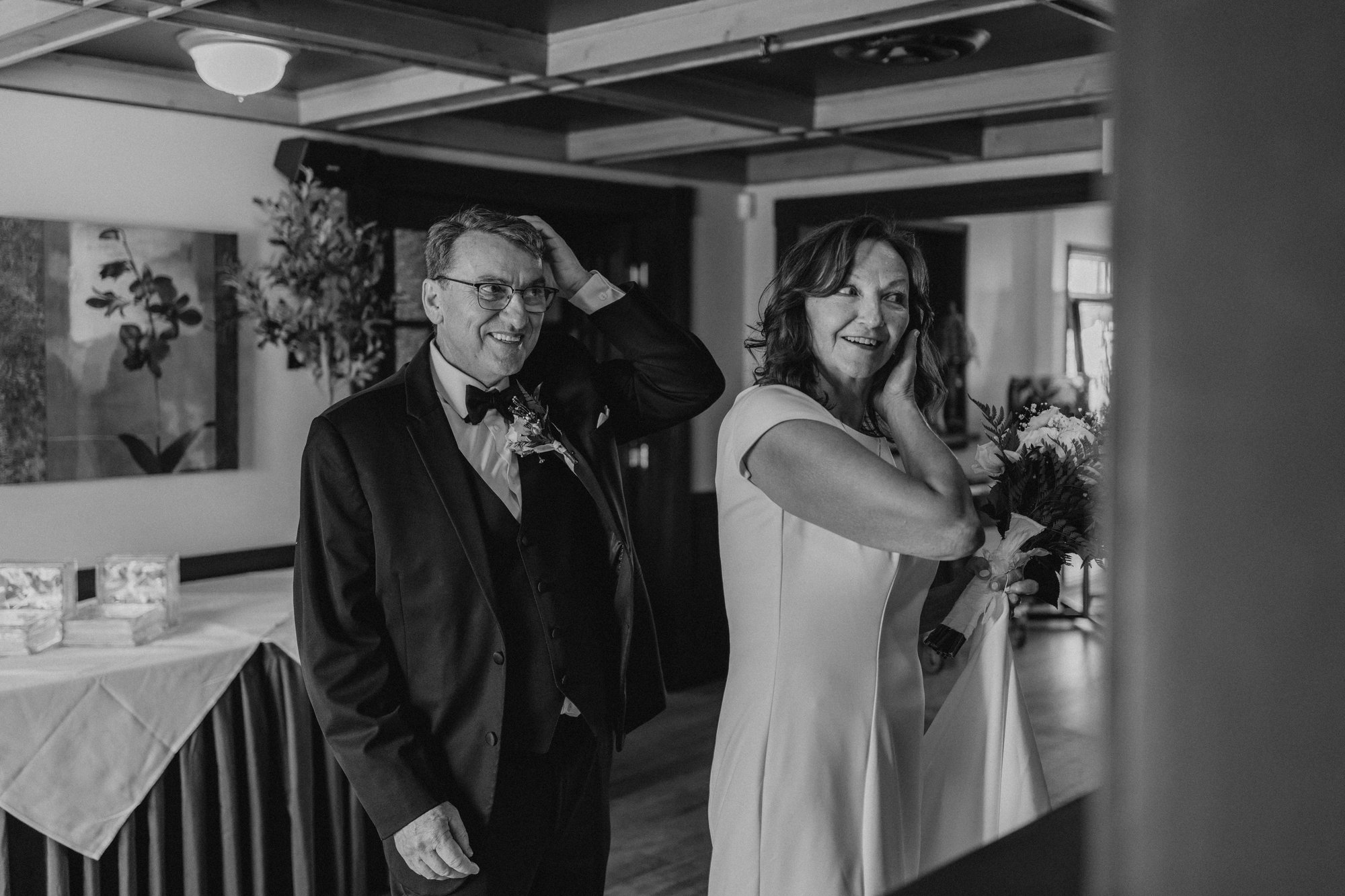 Couple portrait on the grounds of The Gates on Roblin — Ngo Photography Winnipeg