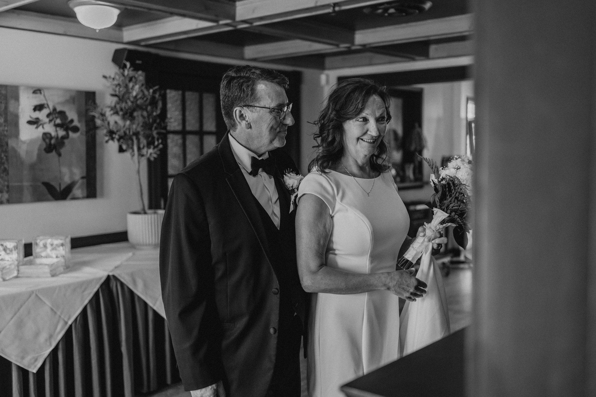 Vicki and Rene portrait at The Gates on Roblin — Ngo Photography